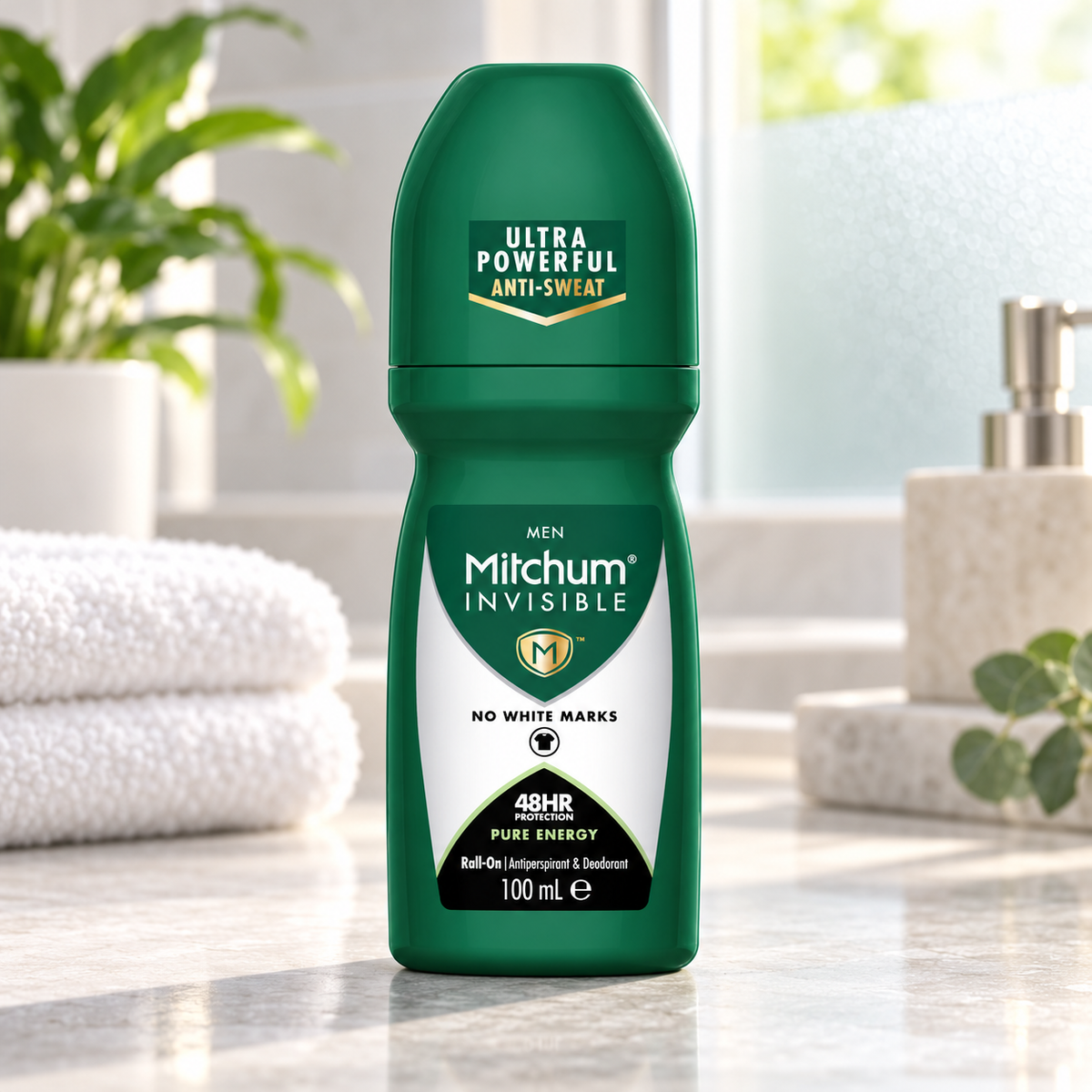 Mitchum Pure Energy 100 ml en una escena de cuidado diario